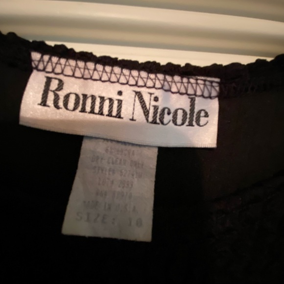 RONNI NICOLE Little Black Dress LBD ❤️ - Picture 5 of 5